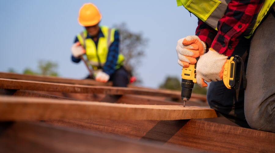 Professional gutter cleaning in Orting, WA